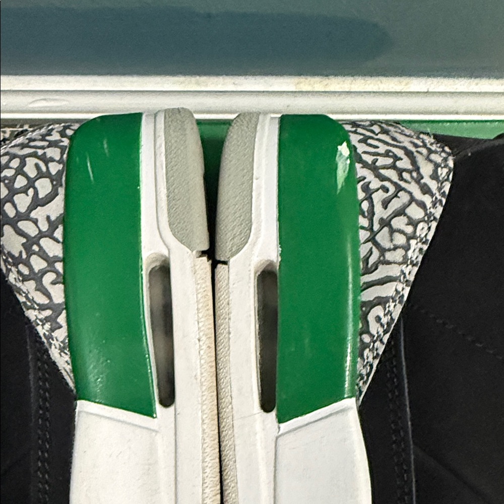 Jordan Air Jordan 3 Retro in Black, Pine Green, Silver, White - Picture 3 of 7